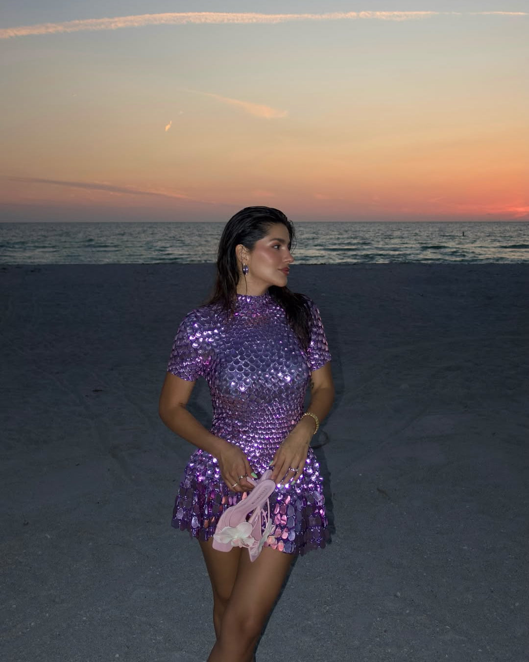 Violet | Robe Courte à Col Montant et Sequins Femme